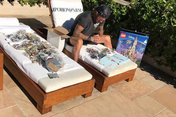 David Beckham e 4 mil peças de Lego. É isso mesmo (Foto: Reprodução/Instagram)