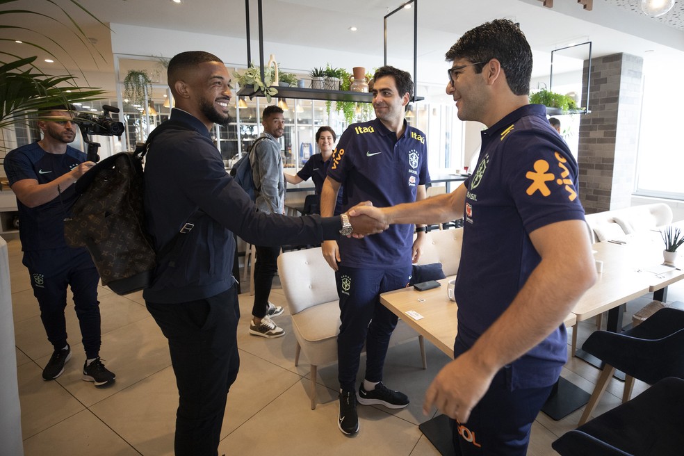 Grêmio encaminha acerto com gerente da Seleção para executivo e desenha departamento