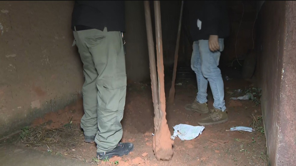 Chacina no DF: polícia continua buscas por corpo em cativeiro de Planaltina — Foto: TV Globo/Reprodução