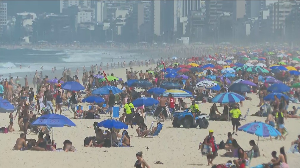 Praia de Ipanema, na Zona Sul do Rio — Foto: Reprodução/TV Globo