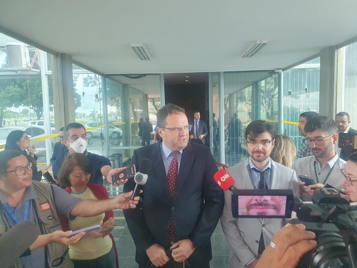 Após encontro com Guedes, Barbosa diz que opinião do ministro será ...