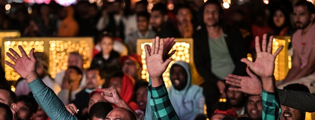 Al Saad, bairro que concentra a comunidade marroquina em Doha, explodiu de alegria com a classificação às semifinais da seleção africana — Foto: Pedro Vilela / Divulgação