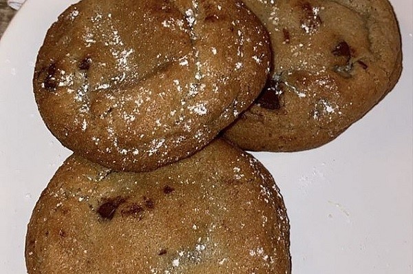 Kylie Jenner comeu cookies durante a quarentena (Foto: Instagram)