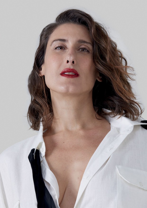 Paola Carosella usa camisa B.Luxo (Foto: Bruna Castanheira)