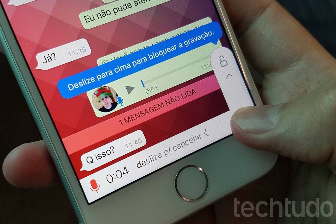 Gravação de mensagem de voz no WhatsApp (Foto: TechTudo/Reprodução) Gravação de mensagem de voz no WhatsApp (Foto: TechTudo/Reprodução)
