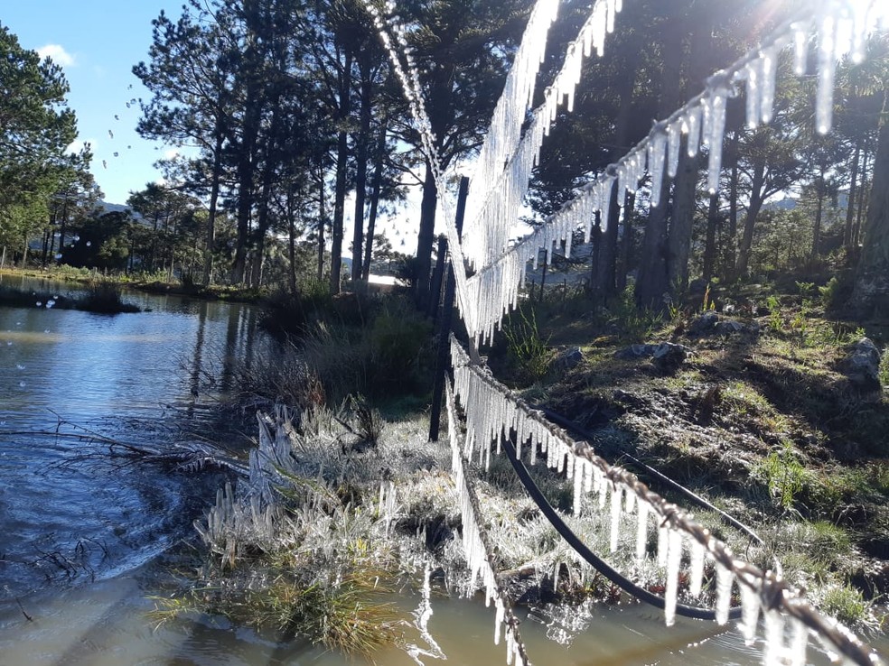 Na região da Mantiqueira em Bom Jardim da Serra na manhã desta quarta-feira (28) — Foto: Jackson Franco/ Arquivo pessoal