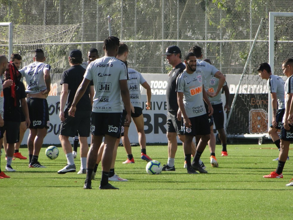 Gustagol, Everaldo e Ramiro devem voltar ao Corinthians contra o Flamengo