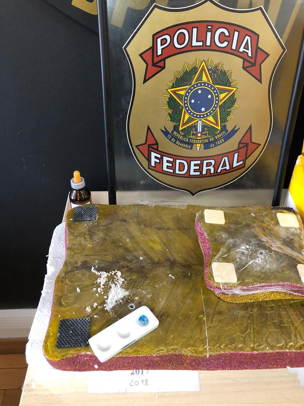 Homem é preso ao tentar enviar pelos Correios quadro da Santa Ceia com  cocaína escondida em Santana do Livramento | Rio Grande do Sul | G1