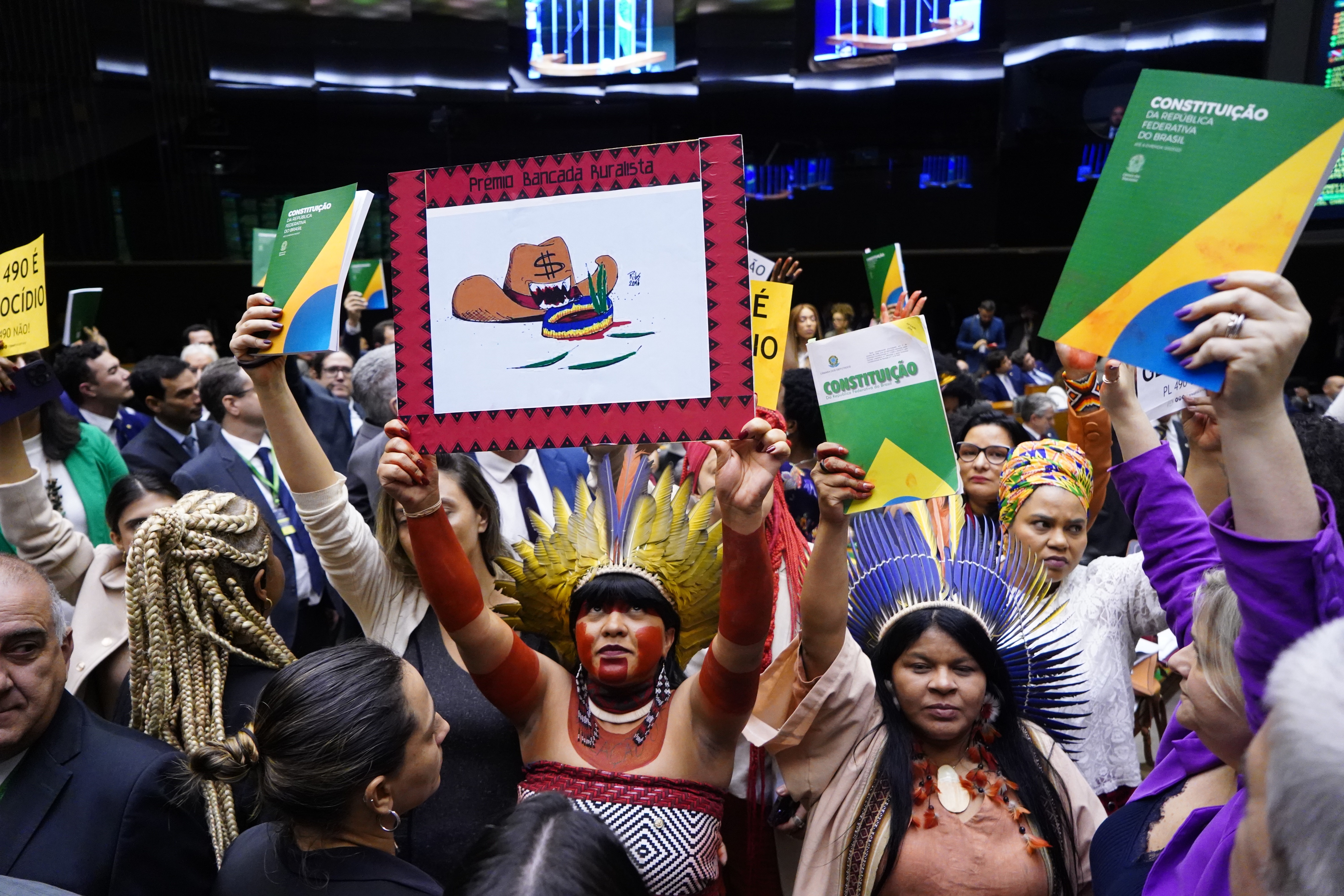 Marco temporal: veja como deputados do AM votaram na proposta que prevê demarcação das terras indígenas