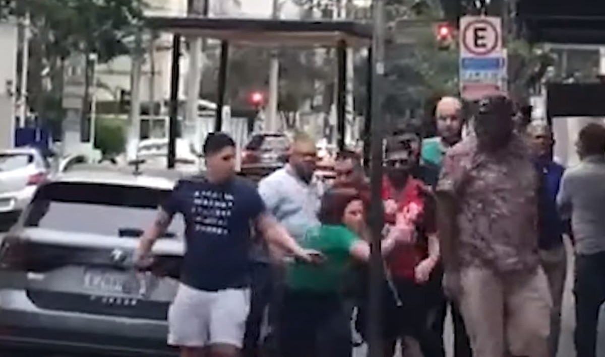 Segurança de Carla Zambelli é preso por atirar em confusão com deputada
