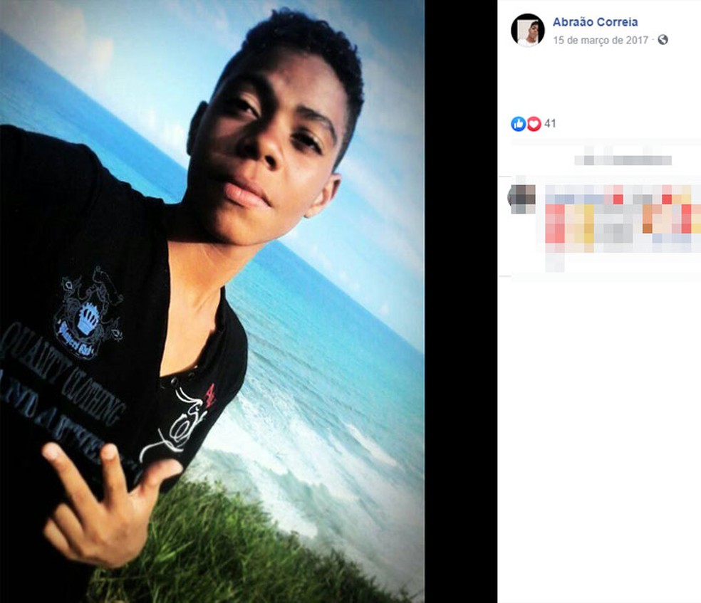 AbraÃ£o Correia da Silva foi morto a tiros em praÃ§a no centro de Itabuna, sul da Bahia  â€” Foto: ReproduÃ§Ã£o/Facebook