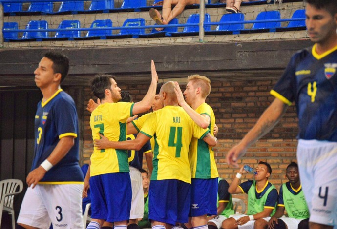 Brasil Equador Eliminatórias Mundial de Futsal (Foto: Luis Domingues/CBFS)