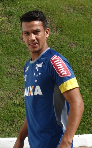 Henrique comemora volta de Romero, e avisa: Brasileiro também tem garra