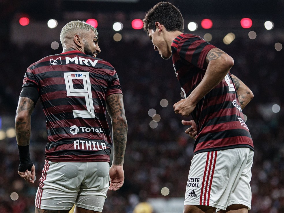 Gabigol e Pedro comemoram gol do Flamengo diante do Madureira — Foto: André Mourão/Foto FC