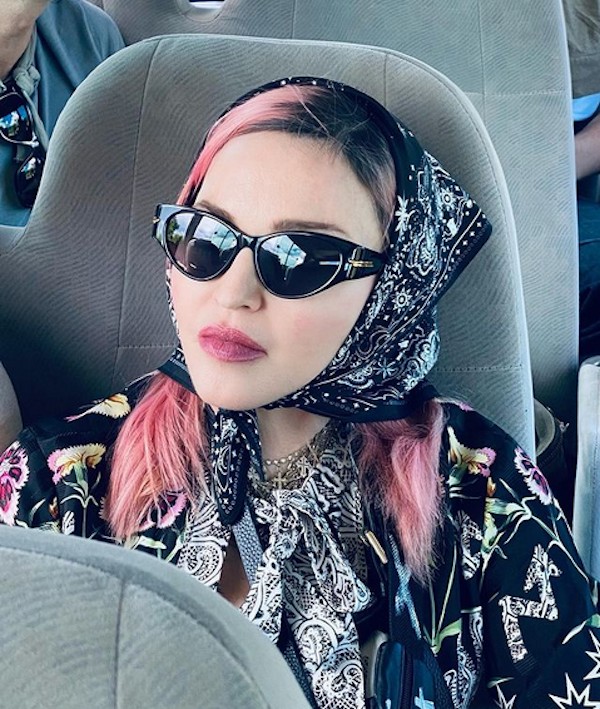 A cantora Madonna em suas viagens em meio à pandemia do novo coronavírus (Foto: Instagram)