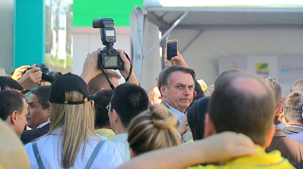O presidente Jair Bolsonaro na Agrishow, feira de tecnologia para o campo, em Ribeirão Preto, SP — Foto: Reprodução/EPTV