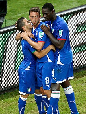 Sebastian Giovinco gol Itália Japão (Foto: Reuters)