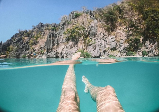 Como cuidar dos pés no verão (Foto: Reprodução Instagram @cixcixcix)