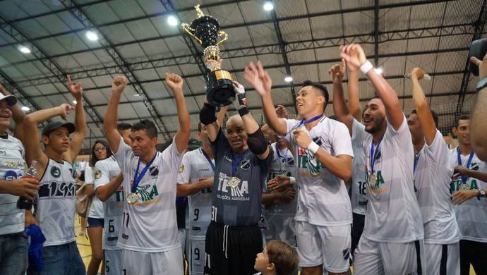 ABC campeão futsal (Foto: Augusto Gomes/GloboEsporte.com)