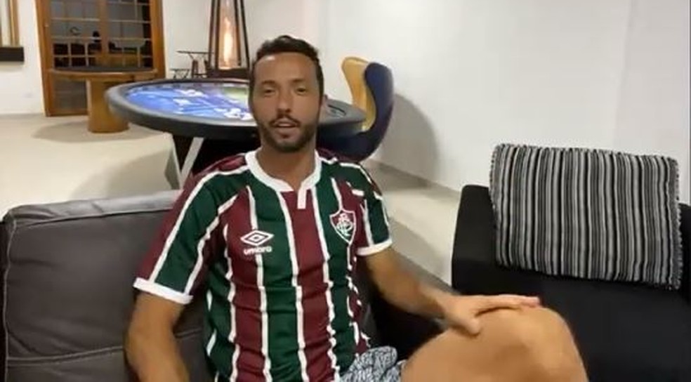 Nen� est� em isolamento em casa para evitar transmiss�o do v�rus � Foto: Reprodu��o / FluTV