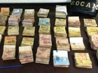 Quarteto suspeito de envolvimento com o tráfico é preso com R$ 60 mil