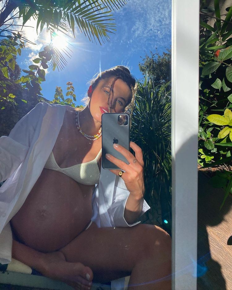 Lorena Carvalho pouco antes de dar à luz (Foto: Reprodução: Instagram)