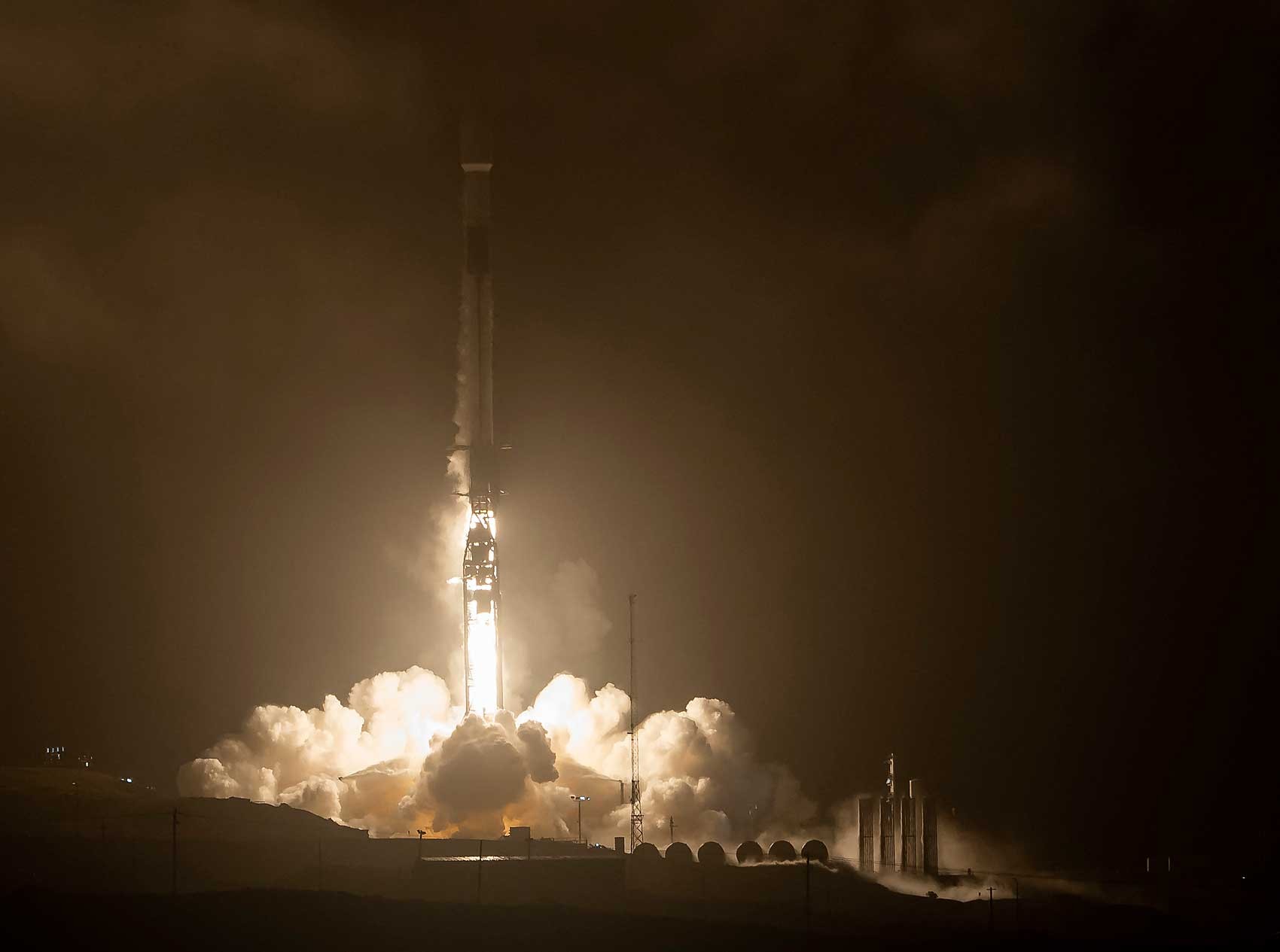 Musk quer transformar CO2 no ar em combustível para foguetes da SpaceX