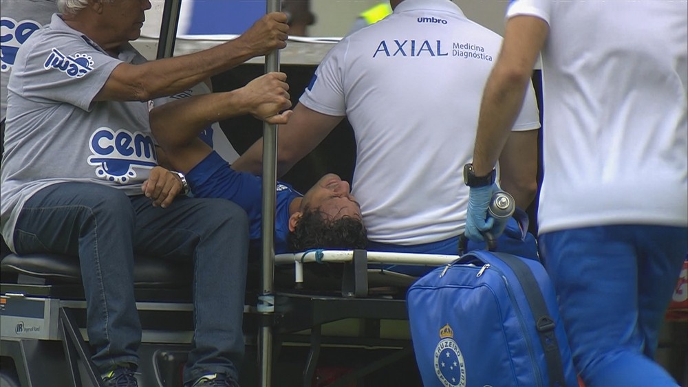 Cirurgia de Fred será nesta Quarta-feira; Atacante será operado no mesmo hospital que Neymar