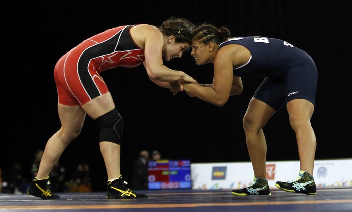 Aline Silva luta olímpica (Foto: Geoff Burk/Reuters)