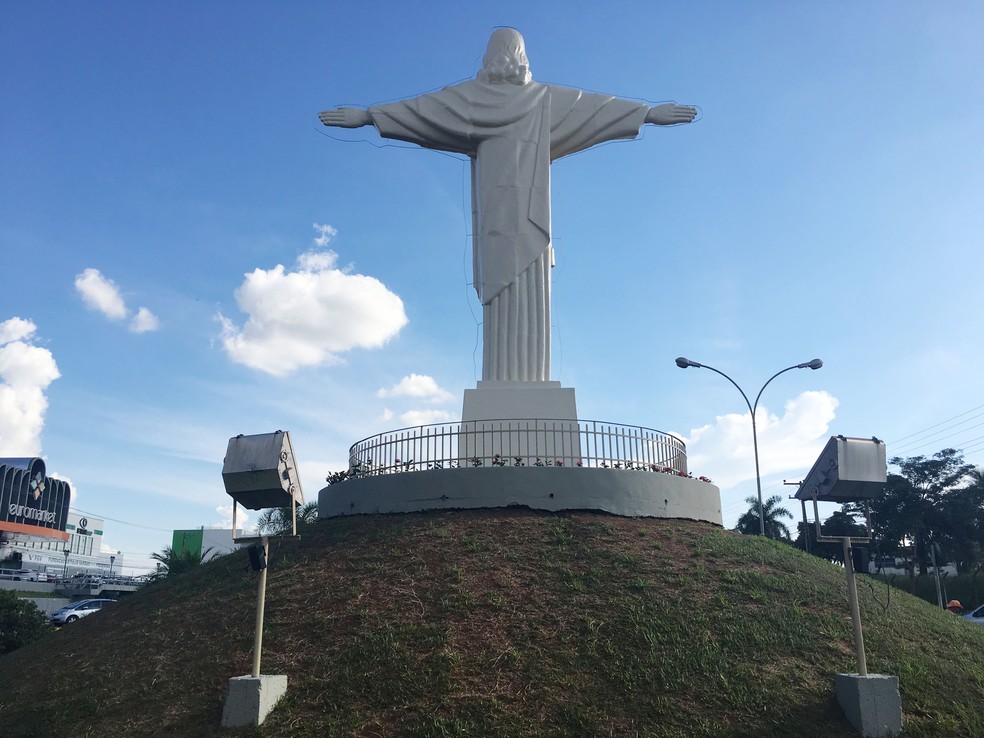 Restauração da estátua do Cristo Redentor, alvo de vandalismo, é concluída  em Presidente Prudente | Presidente Prudente e Região | G1