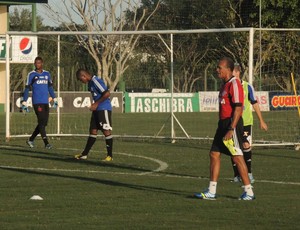 Reunião com Pelaipe e mistério na escalação marcam treino do Fla