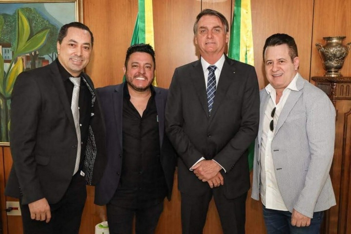 Bolsonaro investe em sertanejos para conquistar parcela do eleitorado &agrave; sua reelei&ccedil;&atilde;o