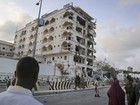 Milícia islamita explode carro-bomba em hotel na Somália