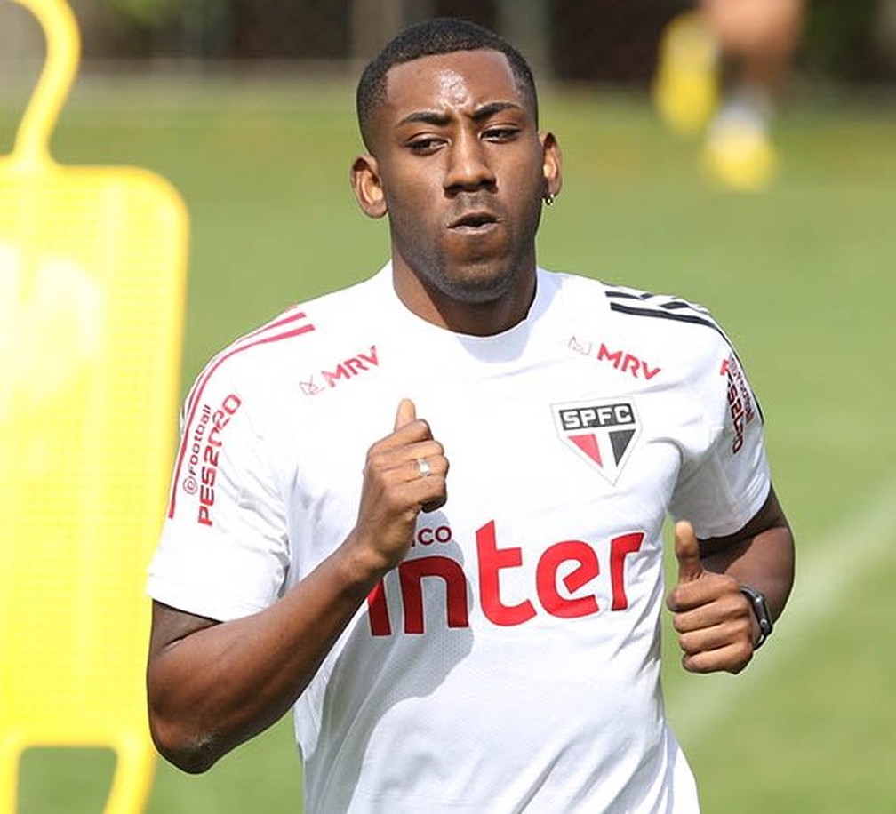 Gonzalo Carneiro durante treino do São Paulo — Foto: Reprodução/Twitter