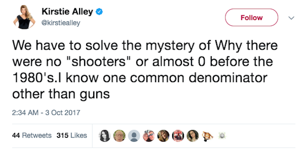 A atriz Kristie Alley culpou o uso de remédios de tratamento pisquiátricos para os massacres constantes ocorridos nos EUA (Foto: Twitter)