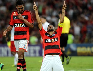 Garambone: A vitória do Flamengo sobre o Bahia se deve ao Léo Moura