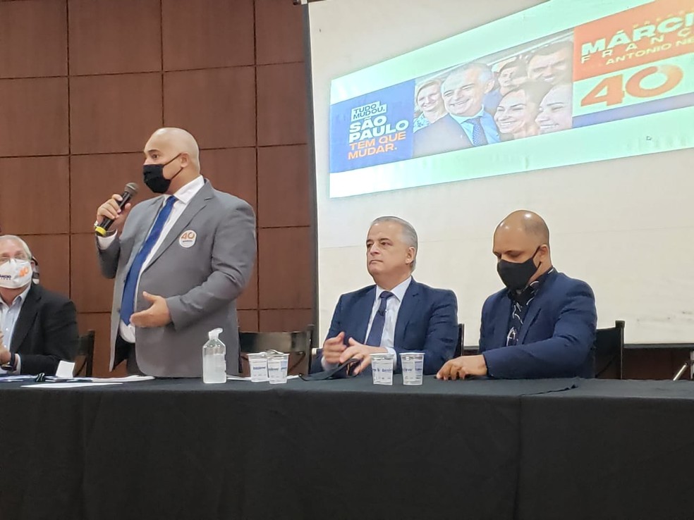 Márcio França se reúne com pastores na Zona Leste de SP — Foto: Tatiana Santiago/G1