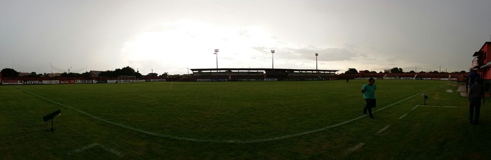 Estádio Ninho da Águia recebe o confronto desta noite — Foto: Reprodução/TV Morena