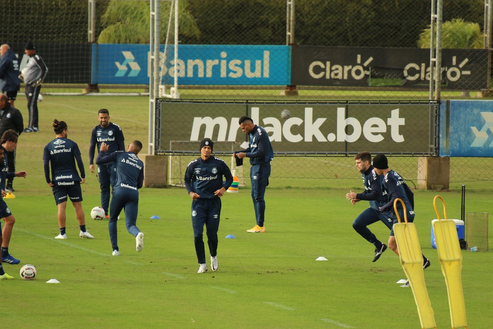 Grêmio treina pela última vez antes de enfrentar o Criciúma e Roger já decide o time titular