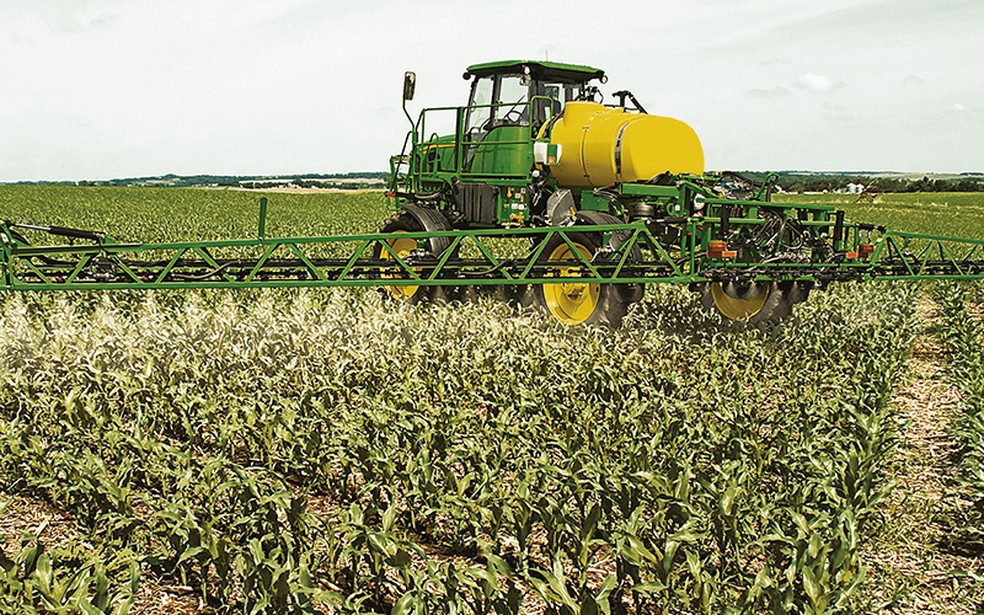  Uso de maquinário de qualidade e controle minucioso da pulverização se tornaram estratégicos para a agricultura — Foto: Divulgação
