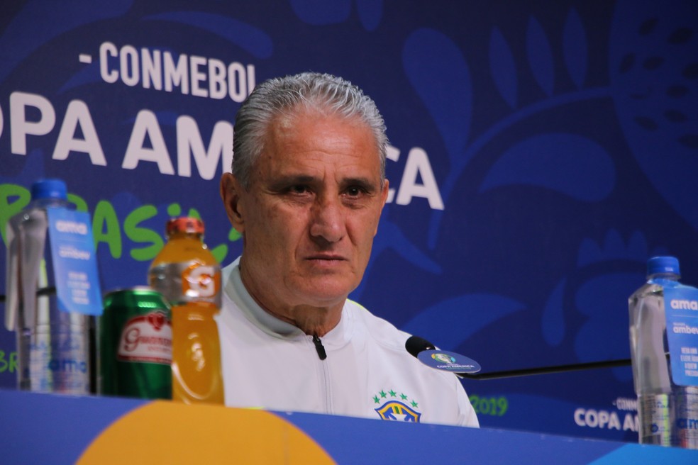 Tite quer acabar com escrito de derrotas sem Casemiro — Foto: Eduardo Deconto