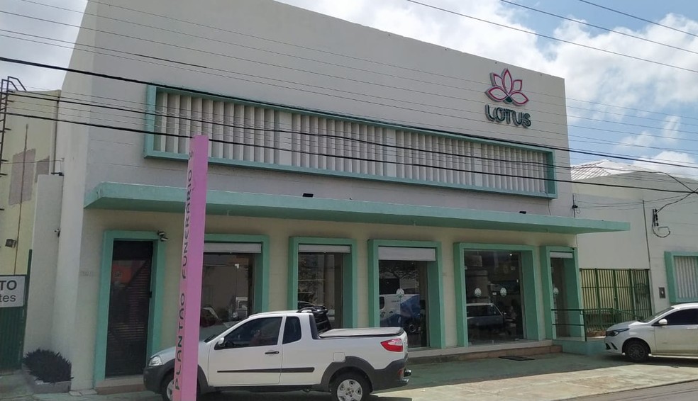 Funerária em Teresina onde a dona de casa, vítima de feminicídio, está sendo velada  — Foto: Andrê Nascimento/g1PI