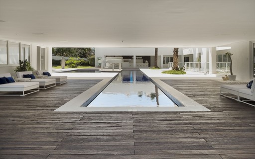 Borda De Piscina Os Tipos De Materiais Mais Indicados Para Revestir Casa Vogue Revestindo A Casa