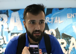 Goleiro baixinho do São José supera preconceito e está invicto no Gauchão