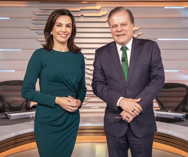 Ana Paula Araújo e Chico Pinheiro estão à frente do Bom Dia Brasil (Foto:   Globo/João Cotta)