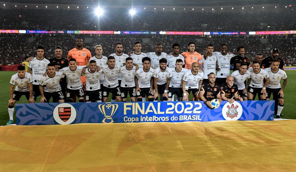 Análise: Com coragem, Corinthians erra, conserta e colhe frutos para voltar a conquistar