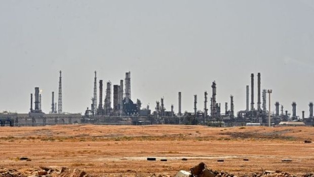 Arábia Saudita corre para restabelecer produção de petróleo após os ataques (Foto: Getty Images/BBC)