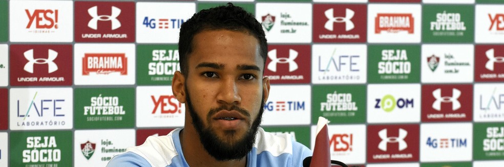 Everaldo se destaca pelos dribles e faltas sofridas — Foto: Mailson Santana/Fluminense FC