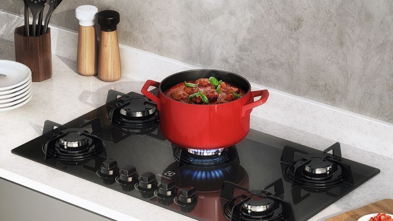 Cooktops ideais para cozinhas com móveis planejados e bancadas sob medida. (Foto: Divulgação)