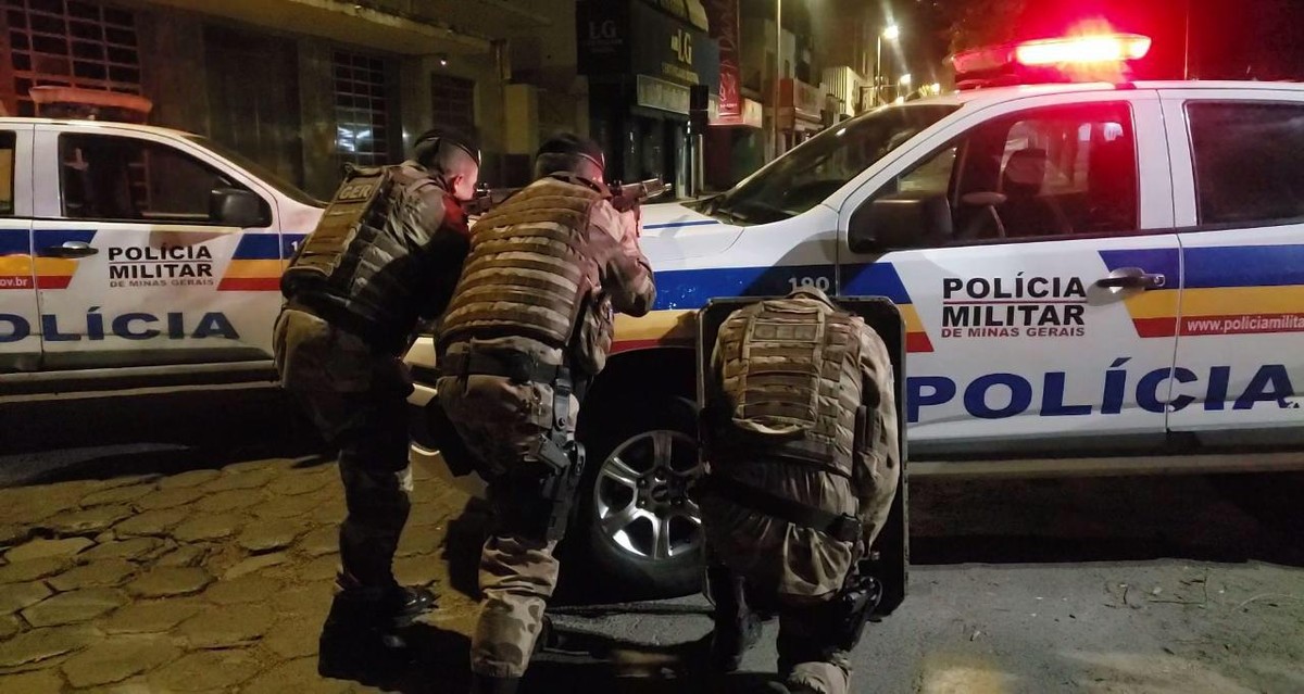Polícia Militar realiza simulação de ataque a bancos em Montes Claros